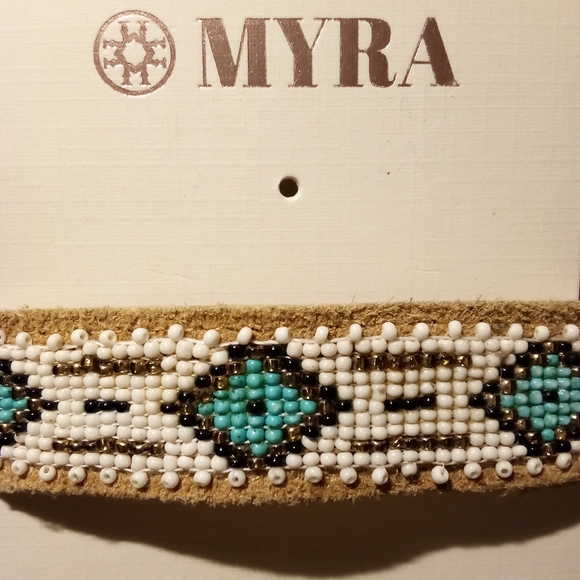 NWT Myra Bag Turquoise, White and Tan Beaded Leather Bracelet - Picture 2 of 3
